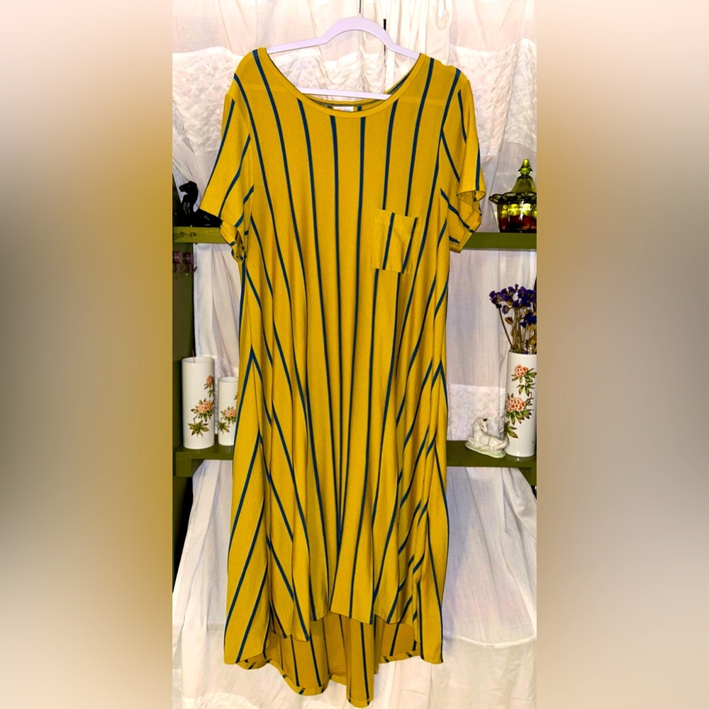 Lularoe Carly Dress Size XL